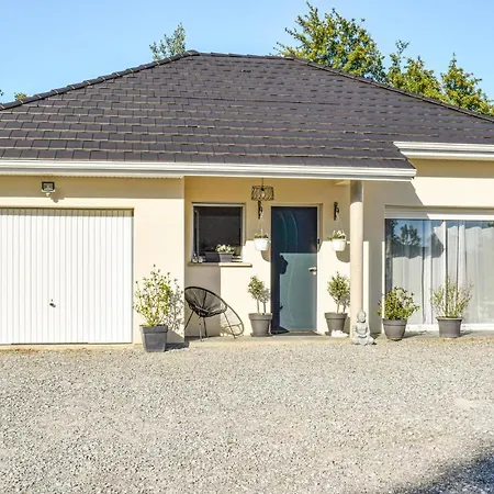 Holiday home Lovely In Rivehaute With Wifi